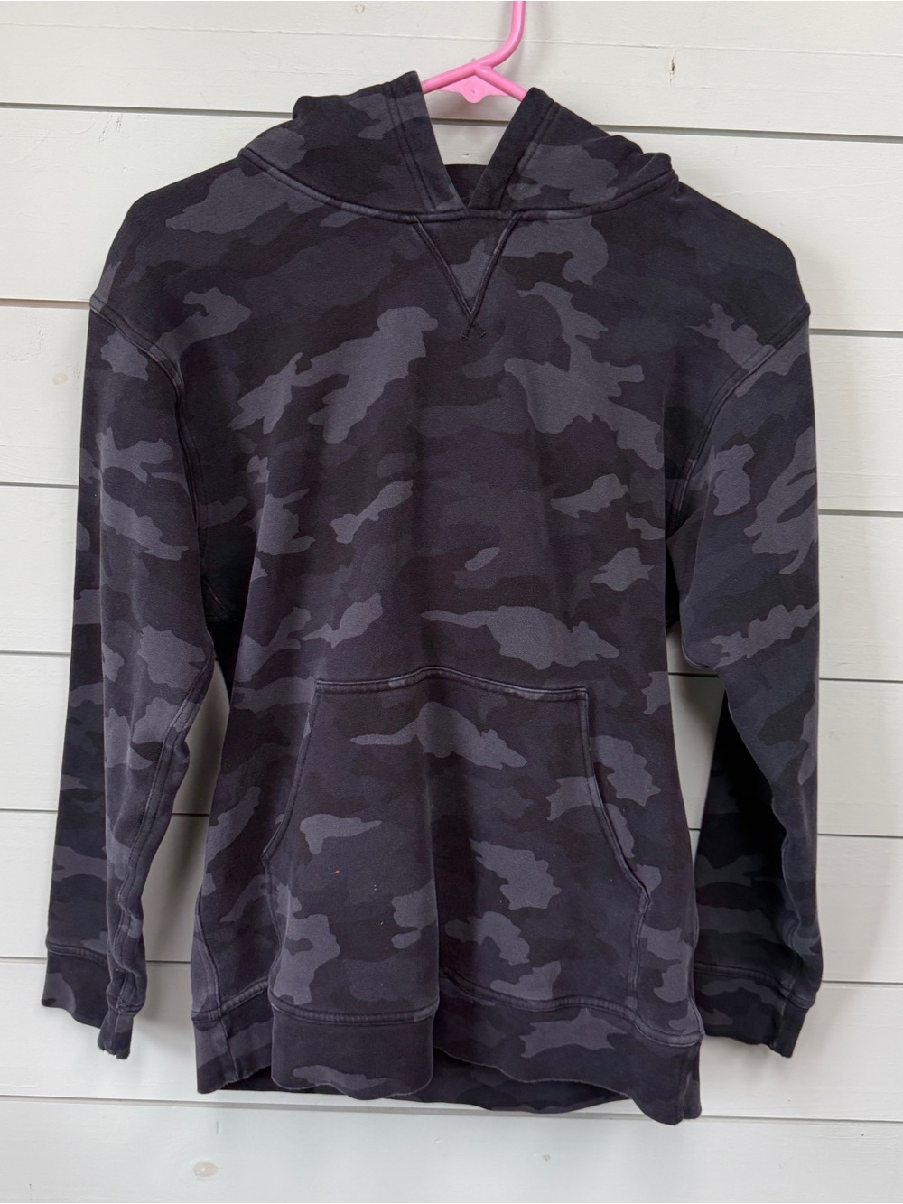 Lululemon all yours hoodie fleece black camo‎ women’s size 8